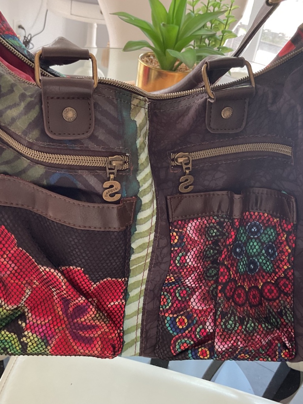 Purse - Picture 2 of 6